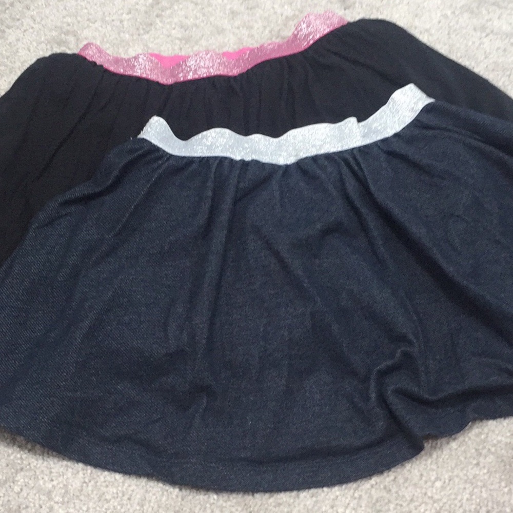 Set of two Girls 6/6X Elastic Waist Skorts
